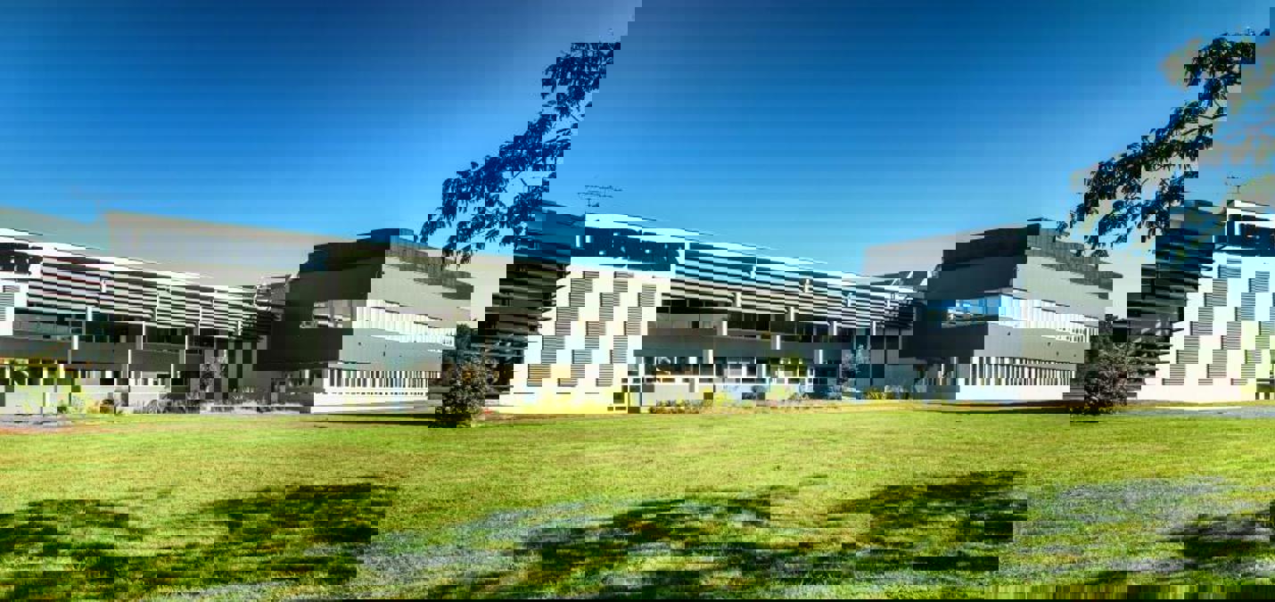 Liebherr Aerospace, Campsas