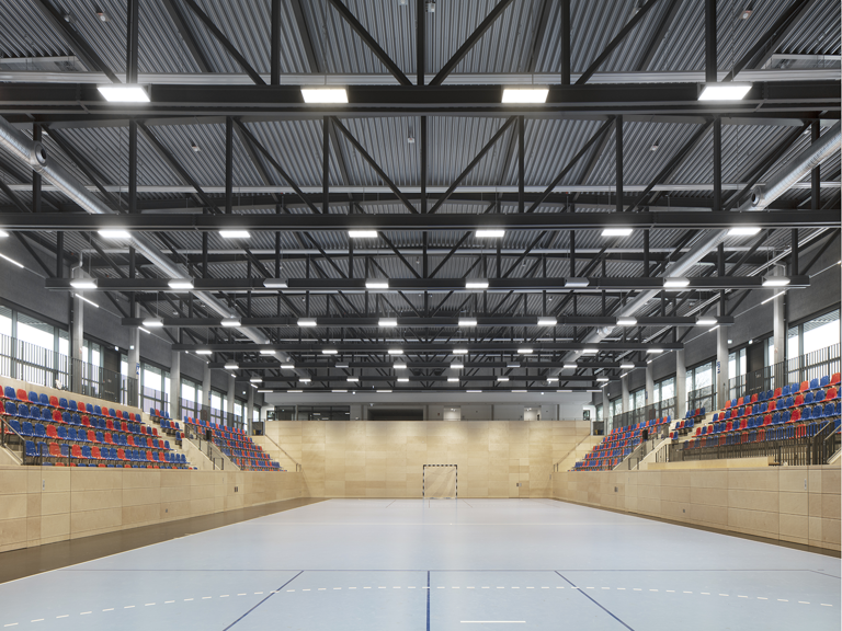Vinnhorst, a sports arena for handball and gymnastics